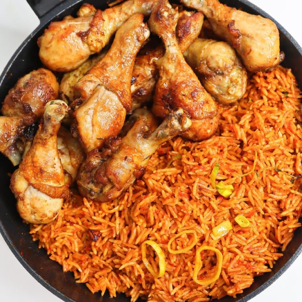 750ml Smokey Party Jollof Rice with soft Chicken